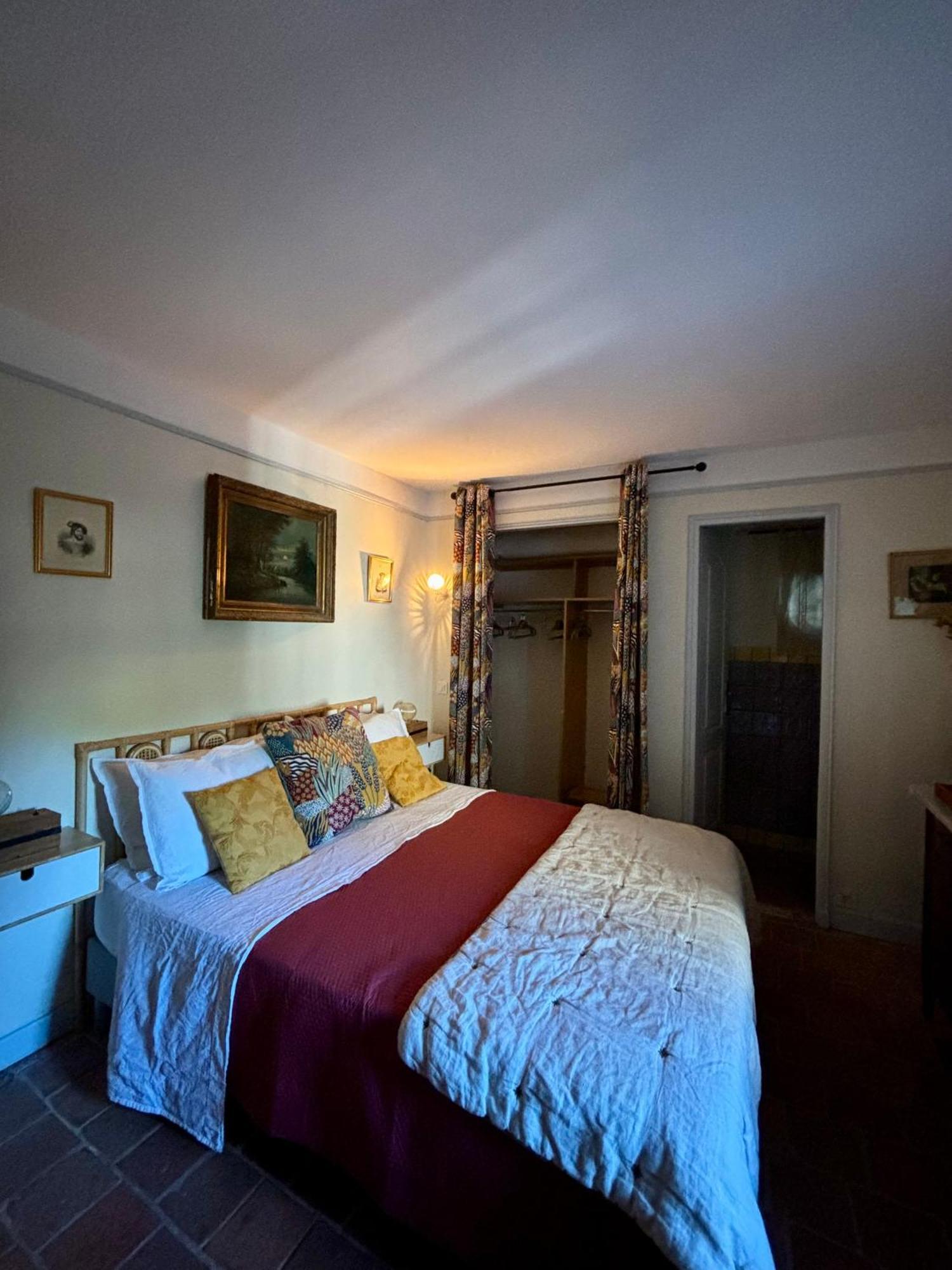 Domaine Du Commandeur Bed & Breakfast Mondragon Ngoại thất bức ảnh